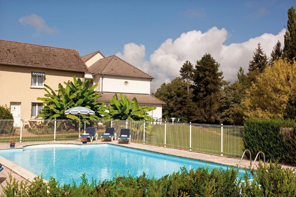 Logis Hotel Du Pont Neuf Le Veurdre Eksteriør bilde
