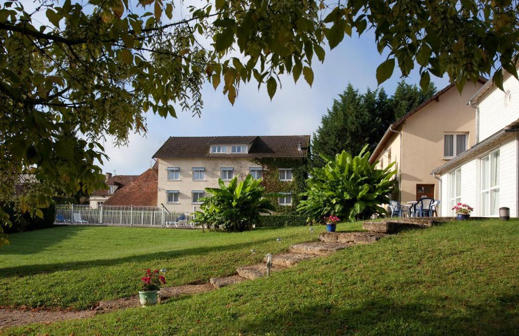 Logis Hotel Du Pont Neuf Le Veurdre Eksteriør bilde