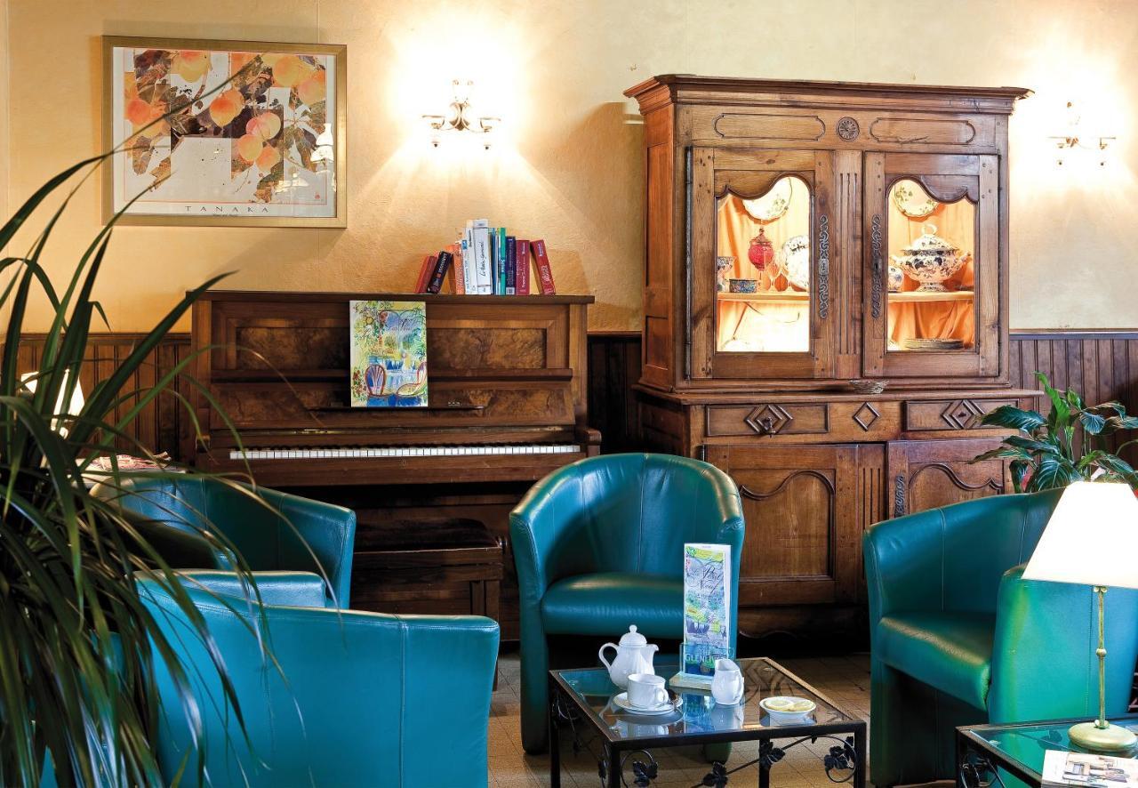 Logis Hotel Du Pont Neuf Le Veurdre Eksteriør bilde